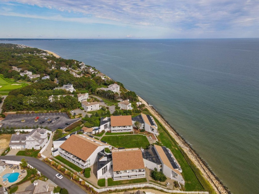 Luxury condo filled with coastal charm, a gorgeous view and - Beach Condo for sale in Mashpee, Massachusetts on Beachhouse.com