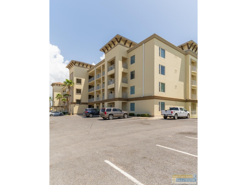 Take a look at this stunning 3 bed/ 2 bath channel front condo - Beach Condo for sale in South Padre Island, Texas on Beachhouse.com