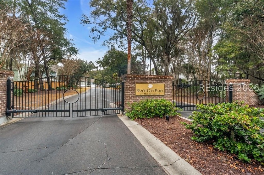 MOTIVATED SELLER - 5-Minute Walk to the Beach in Gated Beach - Beach Home for sale in Hilton Head Island, South Carolina on Beachhouse.com