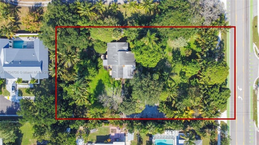 CALLING ALL DEVELOPERS, INVESTORS & BUILDERS!! Huge, more TRIPLE - Beach Home for sale in Delray Beach, Florida on Beachhouse.com