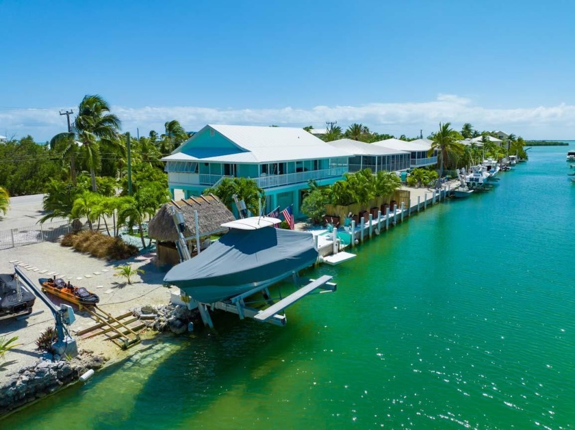 Picturesque Summerland Key sanctuary on an oversized 10,400 sq - Beach Home for sale in Summerland Key, Florida on Beachhouse.com