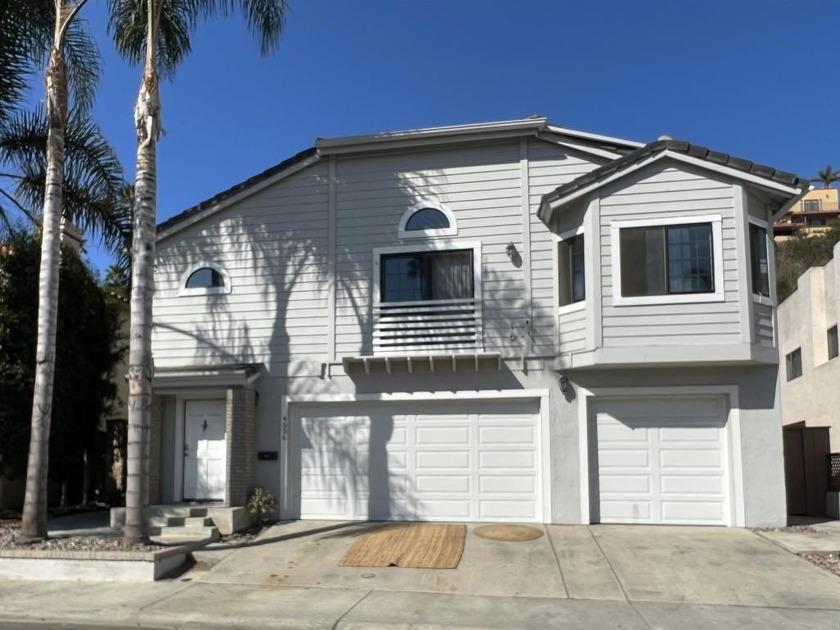 2 Bedroom 2 Bath main unit with 1 bedroom 1 bath attached ADU - Beach Home for sale in Carlsbad, California on Beachhouse.com