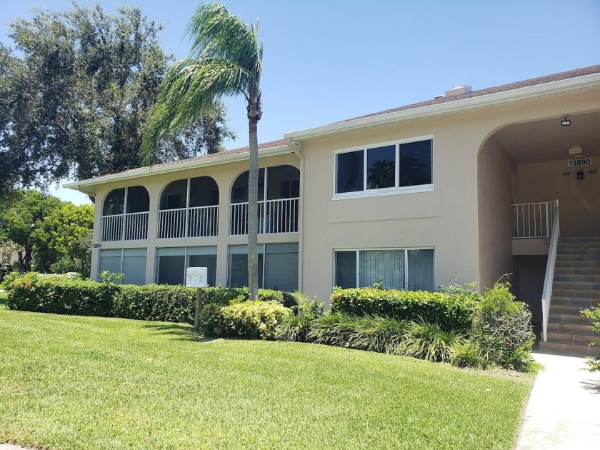 1800 s/f (1557 under AC) Completely Remodeled. New appliances, 3 - Beach Condo for sale in Delray Beach, Florida on Beachhouse.com