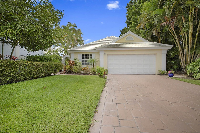 Open the doors to your Dream Home. This charming 3-bed/2-bath - Beach Home for sale in West Palm Beach, Florida on Beachhouse.com