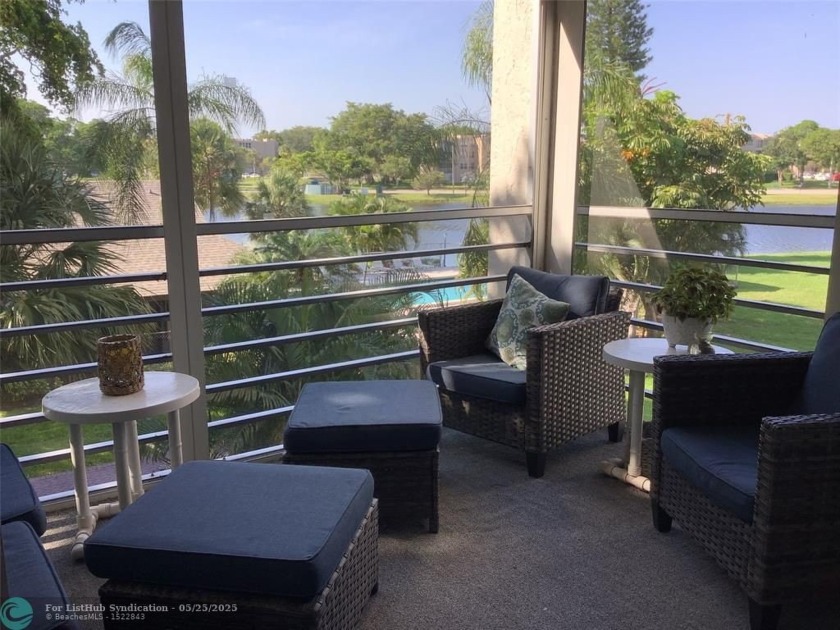Escape to this stunning 2bedroom, 2bathroom apartment, boasting - Beach Condo for sale in Davie, Florida on Beachhouse.com