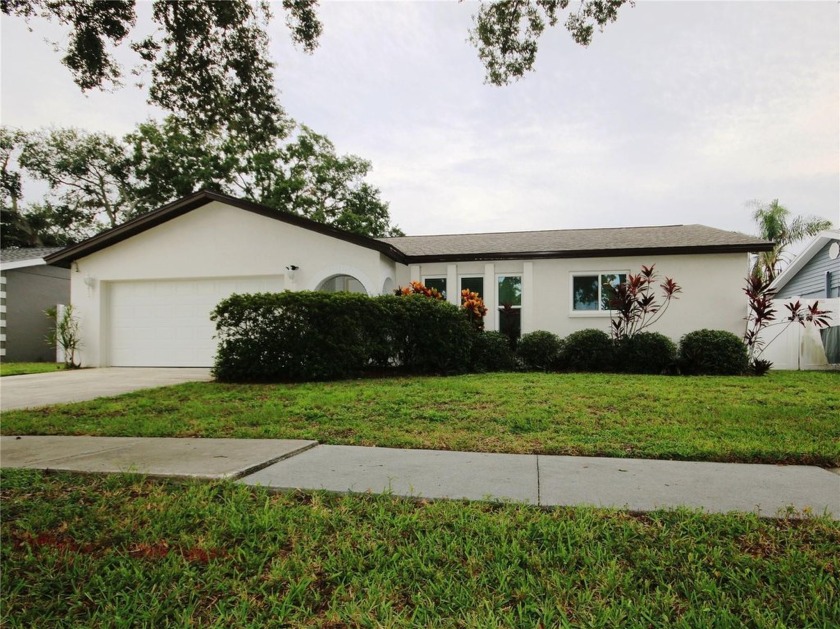 Move Quickly on this Spacious 3 Bedroom split plan home in - Beach Home for sale in Largo, Florida on Beachhouse.com