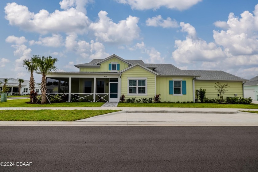 Gorgeous Fully Furnished/Turnkey Dreamsicle in lively Latitude - Beach Home for sale in Daytona Beach, Florida on Beachhouse.com