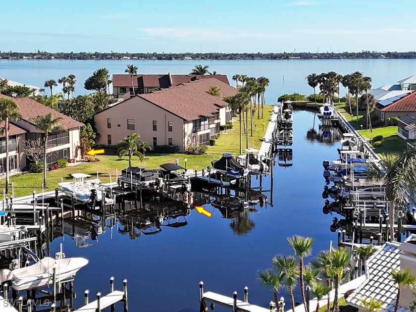 Amazing boater's dream - TURNKEY Gulf Access Condo in desirable - Beach Condo for sale in North Fort Myers, Florida on Beachhouse.com