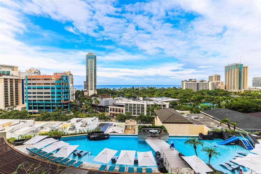 Experience world-class luxury at The Ritz-Carlton Residences - Beach Condo for sale in Honolulu, Hawaii on Beachhouse.com