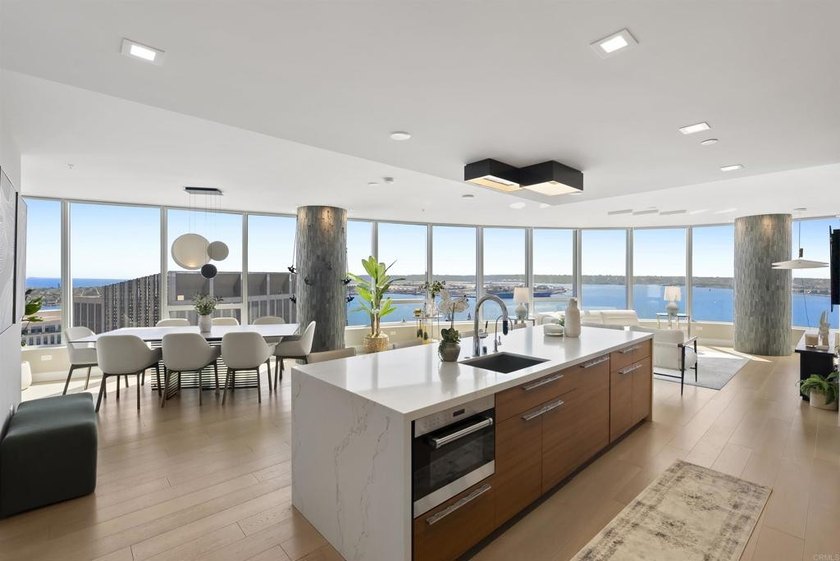 30th Floor. Highly Custom Southwest Unit. 2 Bedrooms Plus Office - Beach Condo for sale in San Diego, California on Beachhouse.com