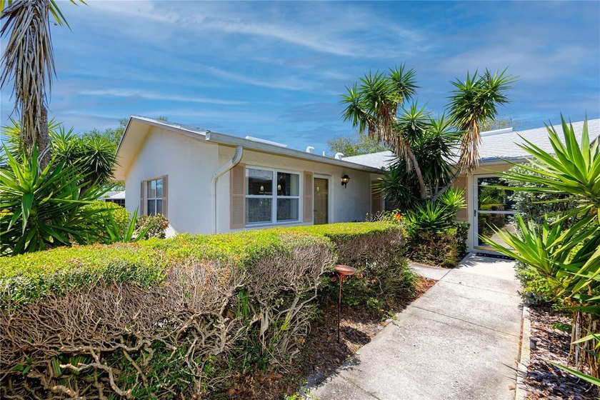 West Shore Village Six sits on 30 landscaped acres in South St - Beach Condo for sale in St. Petersburg, Florida on Beachhouse.com
