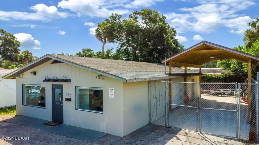 **Exceptional Commercial Property in Prime Location (B-5 Zoning) - Beach Commercial for sale in Ormond Beach, Florida on Beachhouse.com