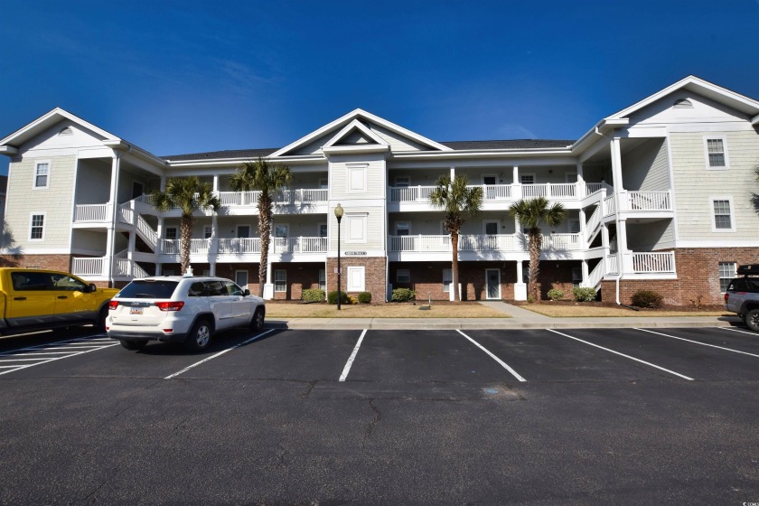 Check out this pristine 3-bedroom, 2-bath furnished villa - Beach Condo for sale in North Myrtle Beach, South Carolina on Beachhouse.com