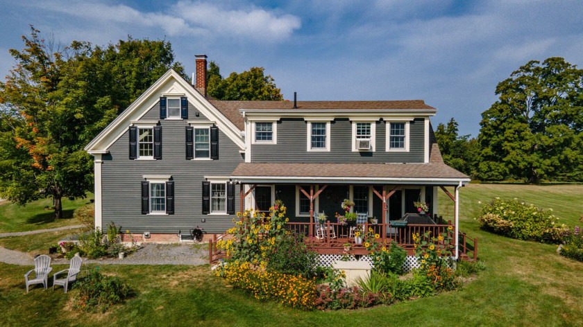 Welcome to 301 Dodge Road--a slice of Maine heaven in a prime - Beach Home for sale in Edgecomb, Maine on Beachhouse.com