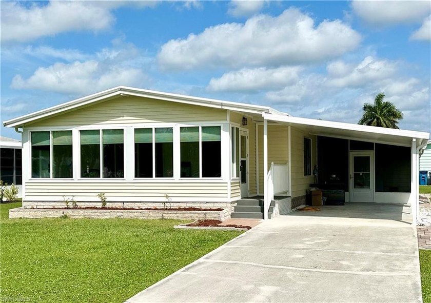 Introducing this modern and updated 2/2 home nestled in the - Beach Home for sale in Bonita Springs, Florida on Beachhouse.com