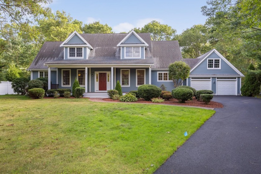 Located in the prestigious Ridge Club community, this beautiful - Beach Home for sale in Sandwich, Massachusetts on Beachhouse.com