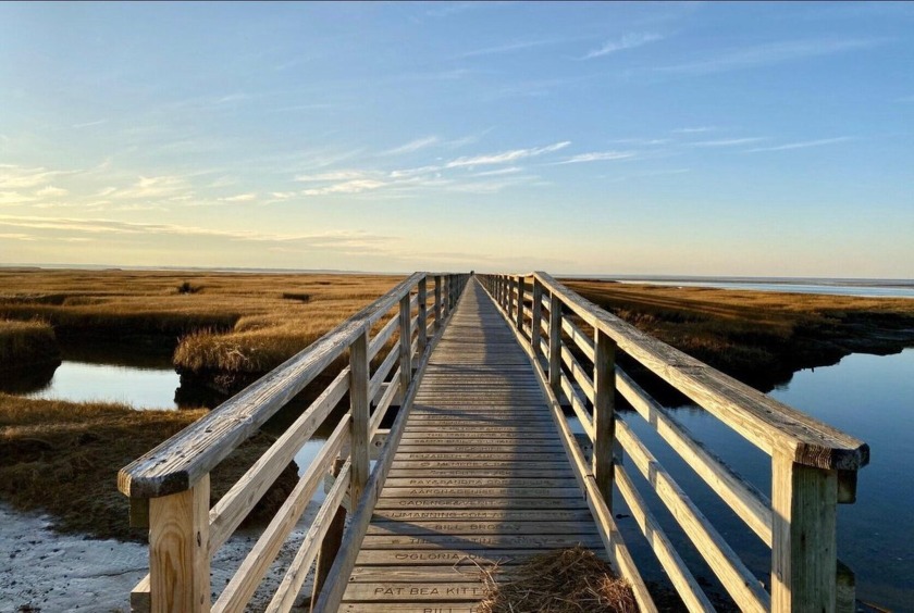 Light and Bright 2 bedroom -2.5 bath condo with attached garage - Beach Condo for sale in Yarmouth Port, Massachusetts on Beachhouse.com