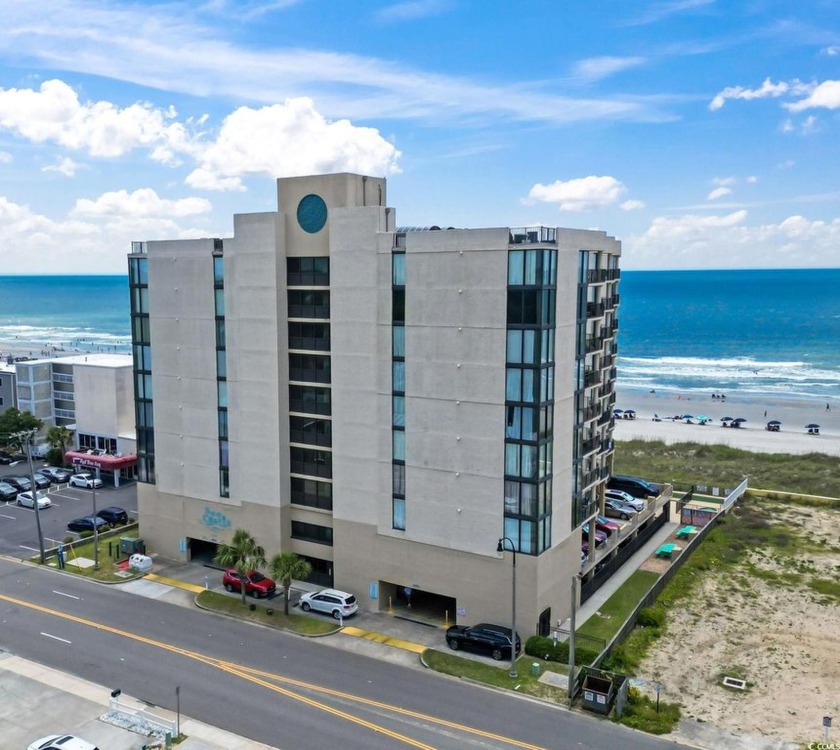 Prime location top floor Sea Castle condo with large balcony - Beach Condo for sale in North Myrtle Beach, South Carolina on Beachhouse.com