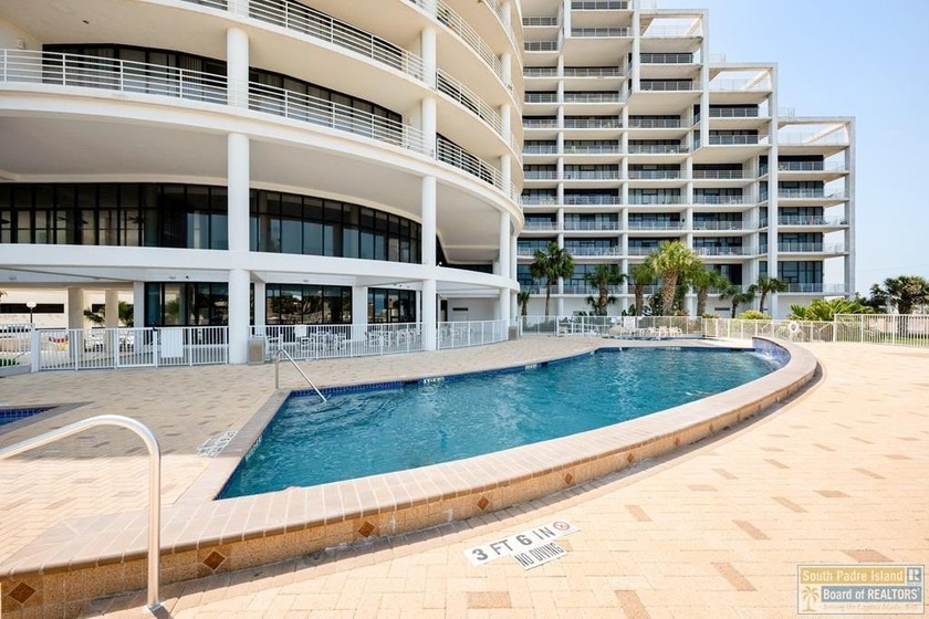 Over 1,600 square feet on the 5th floor and priced exceptionally - Beach Condo for sale in South Padre Island, Texas on Beachhouse.com