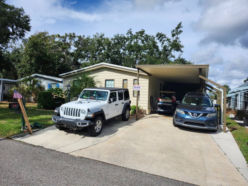 55+/2BD2BA/1560SQ/HUGE/MANY UPDATES/FAMILY ROOM/MOVE IN READY - Beach Home for sale in Riverview, Florida on Beachhouse.com