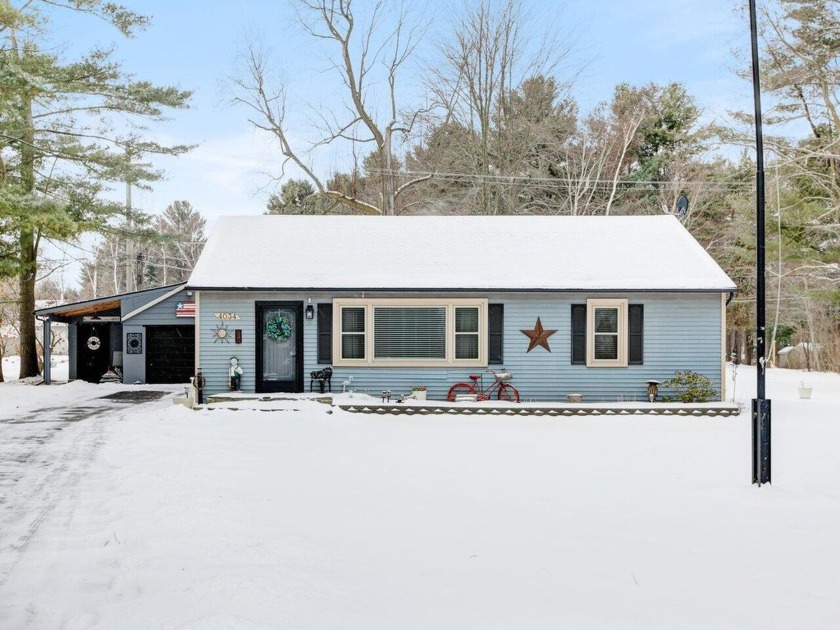 ACCEPTING BACK UP OFFERS! Nestled on 2.2 acres of partially - Beach Home for sale in Lexington, Michigan on Beachhouse.com