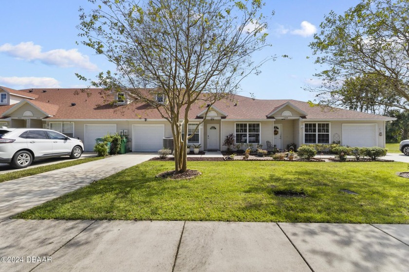 This home was NOT affected by the recent hurricane!! Welcome to - Beach Home for sale in Holly Hill, Florida on Beachhouse.com