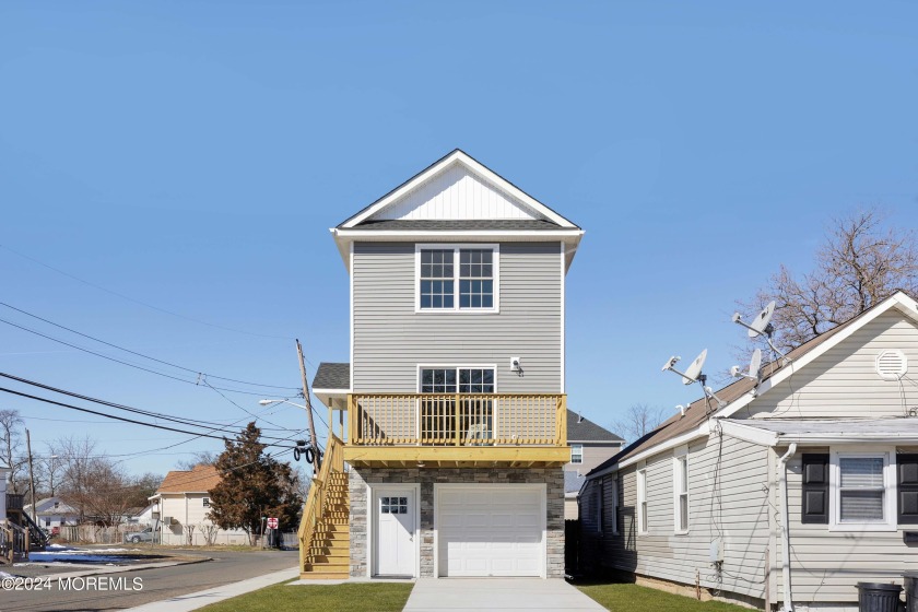 LOVE THE BEACH? NEW CONSTRUCTION! This 3 bedroom, 3 full bath - Beach Home for sale in Keansburg, New Jersey on Beachhouse.com