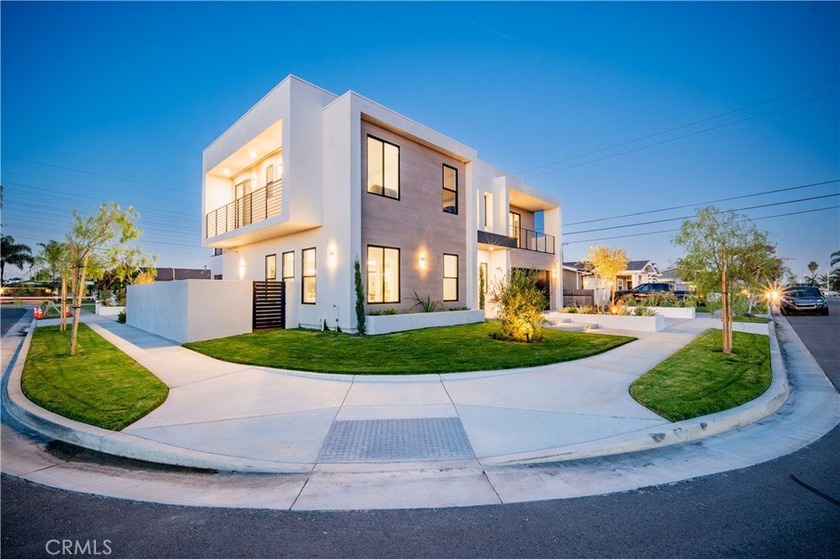 2 CUSTOM HOMES IN ONE LOT - Brand New Construction (2025) in the - Beach Home for sale in Huntington Beach, California on Beachhouse.com