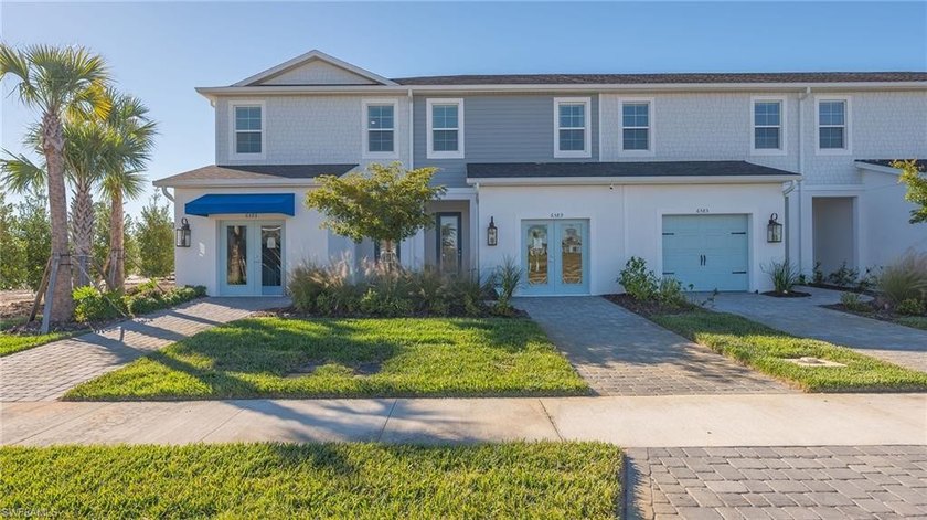 Morgan Townhome - End Unit - Water View! Unit 3001 Come home to - Beach Condo for sale in Naples, Florida on Beachhouse.com