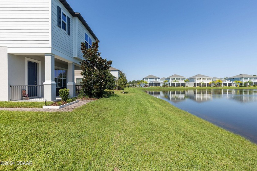 Waterfront meticulously maintained 4-bedroom, den, 2.5 bath - Beach Home for sale in New Smyrna Beach, Florida on Beachhouse.com