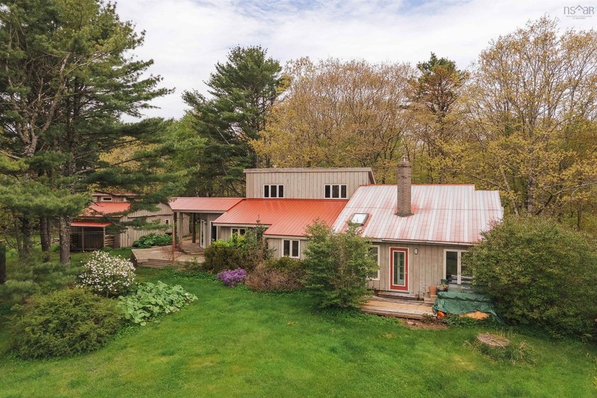 COUNTRY SERENITY, ACREAGE, RIVERFRONT. Located on almost 22 - Beach Home for sale in Chester Basin, NS on Beachhouse.com