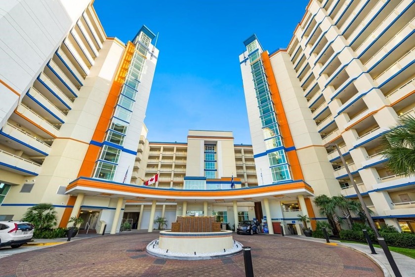 LARGEST 1 BEDROOM DELUXE IN ONE OF MYRTLE BEACH'S AWARD WINNING - Beach Condo for sale in Myrtle Beach, South Carolina on Beachhouse.com