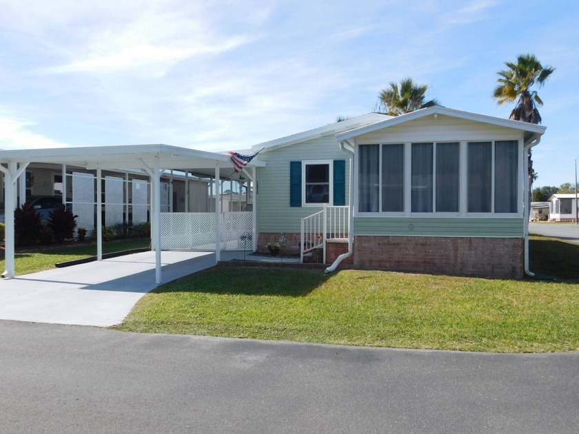 This charming 2001 double-wide mobile home located in the highly - Beach Home for sale in Crystal River, Florida on Beachhouse.com