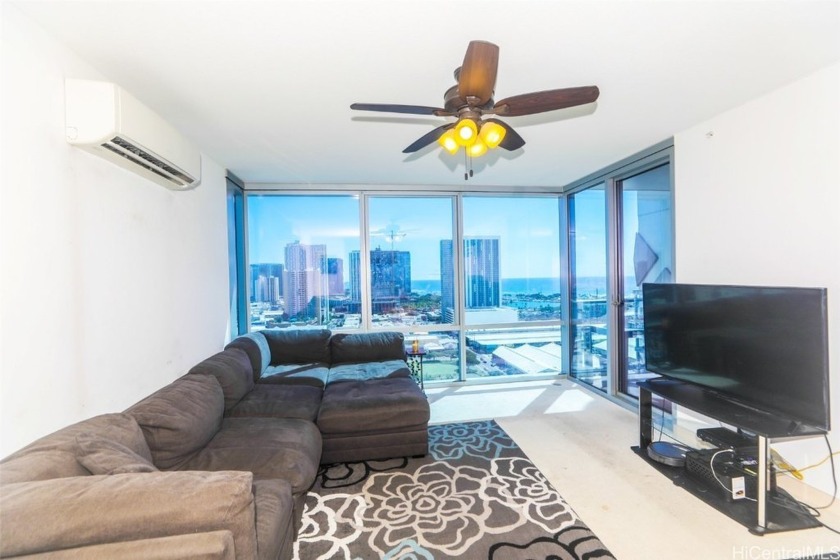 A 2-bedroom, 2-bathroom condominium located in the Keauhou Place - Beach Condo for sale in Honolulu, Hawaii on Beachhouse.com