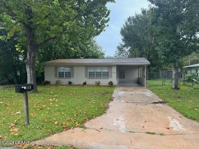 Welcome to your new home! This beautifully updated 2-bedroom - Beach Home for sale in Daytona Beach, Florida on Beachhouse.com