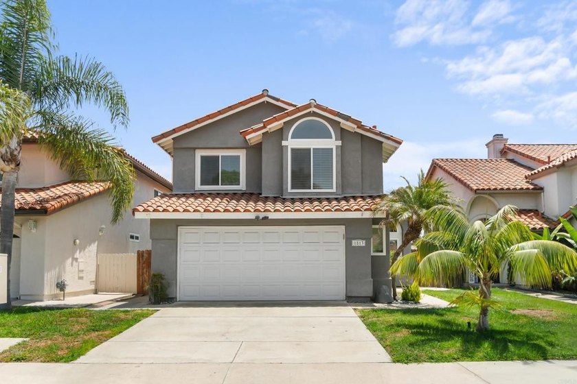 Discover the perfect blend of coastal lifestyle and modern - Beach Home for sale in Oceanside, California on Beachhouse.com