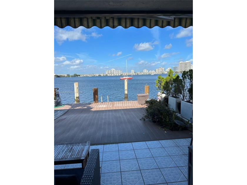 Discover two-level 3 bedroom 2,5 bath townhouse located in the - Beach Townhome/Townhouse for sale in North Miami Beach, Florida on Beachhouse.com