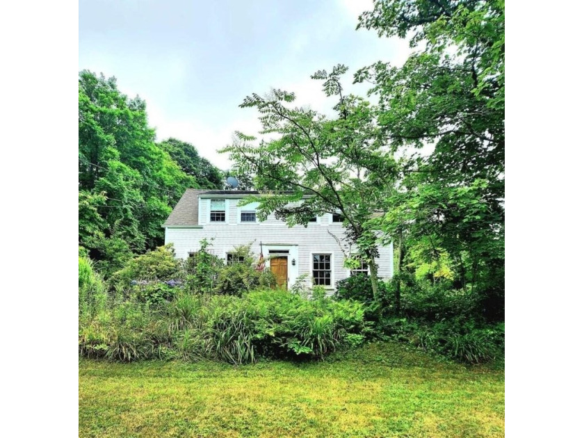 Consider this bit of Old Cape Cod, in the heart of Brewster - Beach Home for sale in Brewster, Massachusetts on Beachhouse.com