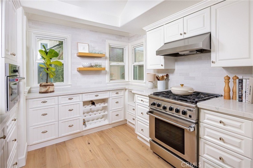 Nestled in the heart of Corona del Mar, this recently updated - Beach Townhome/Townhouse for sale in Corona Del Mar, California on Beachhouse.com