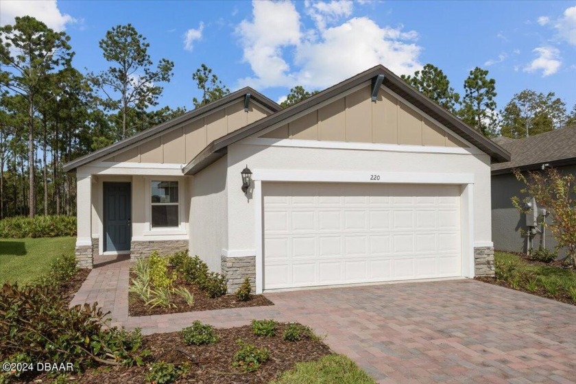 Brand new, energy-efficient home ready NOW! Open floor plan - Beach Home for sale in Daytona Beach, Florida on Beachhouse.com