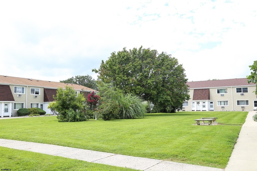 Beach themed updated 1st floor condo in Brigantine's desirable - Beach Condo for sale in Brigantine, New Jersey on Beachhouse.com