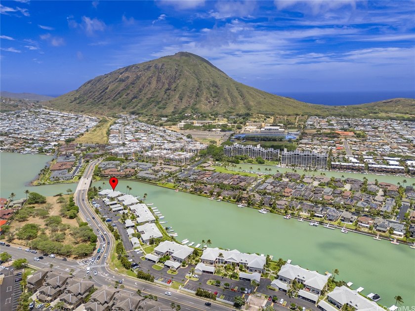 Rarely available, fully renovated marina-front residence in the - Beach Condo for sale in Honolulu, Hawaii on Beachhouse.com