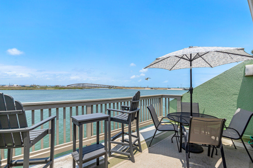 Tranquil Waterfront Retreat with Sunset Views and All the - Beach Vacation Rentals in Corpus Christi, Texas on Beachhouse.com