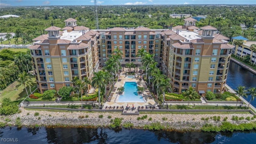 Fantastic 2 bedroom 2.5 bath riverfront condo in Alta Mar - Beach Condo for sale in Fort Myers, Florida on Beachhouse.com