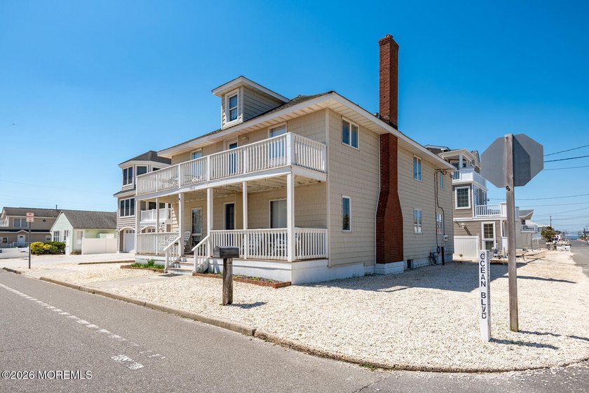 This exceptional residential property in Beach Haven Crest - Beach Townhome/Townhouse for sale in Long Beach Island, New Jersey on Beachhouse.com