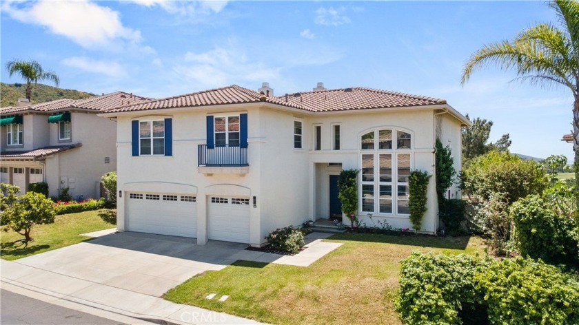 Experience the allure of golf course living in this inviting - Beach Home for sale in Rancho Santa Margarita, California on Beachhouse.com