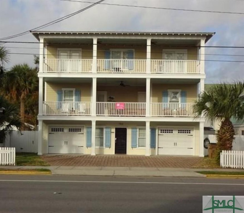 Large 5 BR/4.5 Bath house in the heart of Tybee with double two - Beach Home for sale in Tybee Island, Georgia on Beachhouse.com