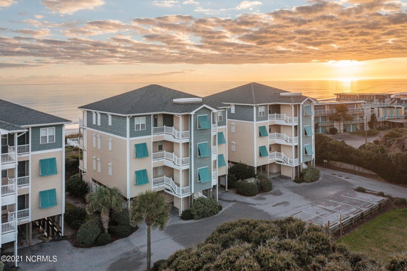 Enjoy gorgeous ocean views from this top floor unit in the small - Beach Condo for sale in Pine Knoll Shores, North Carolina on Beachhouse.com