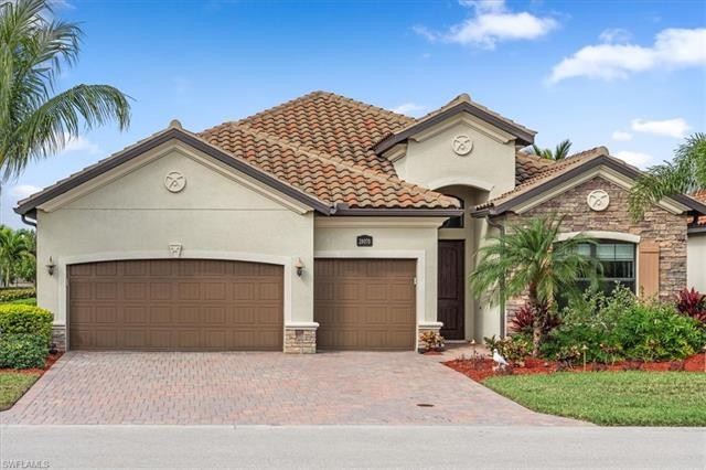 HUGE PRICE REDUCTION!  Move in ready! Barely lived in home, so - Beach Home for sale in Bonita Springs, Florida on Beachhouse.com