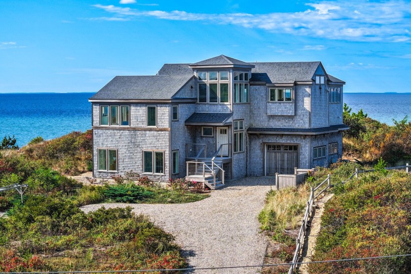 This lightly used contemporary home boasts magnificent views - Beach Home for sale in Truro, Massachusetts on Beachhouse.com